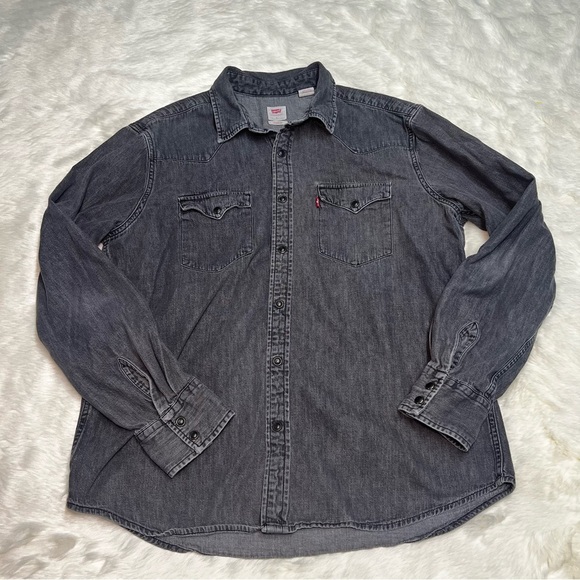 Levi's Other - Levi’s Men’s standard fit western style‎ snap front cotton shirt